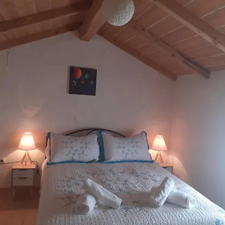 White Manolia Tatil Evi Kato Korakiana